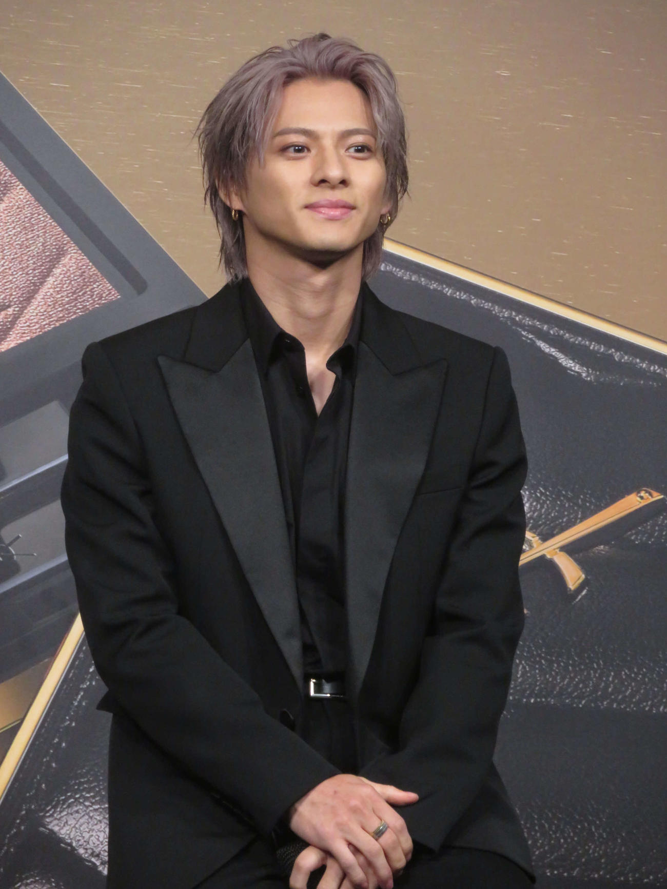 ポップアップイベント「YSLラブシャインファクトリー」発表会に出席した平野紫耀