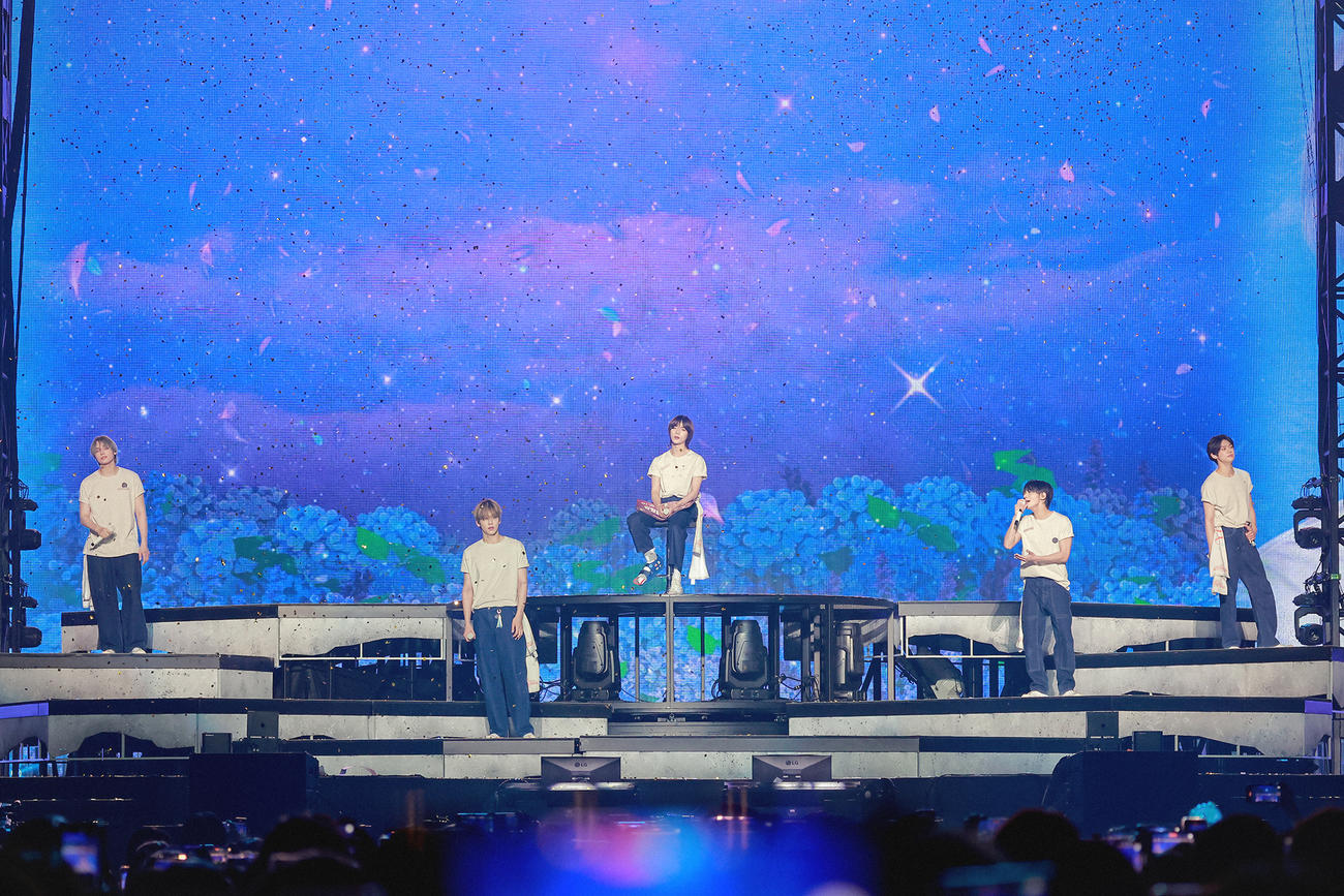 日本4大ドームツアーを東京ドームでスタートさせたTOMORROW X TOGETHER（(P)＆（C）BIGHIT MUSIC）