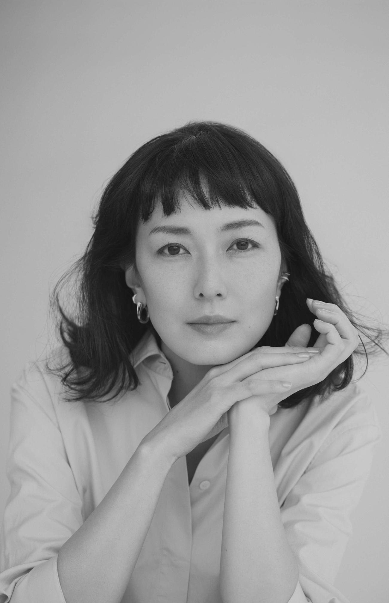 舞台「ハロルドとモード」に出演する板谷由夏