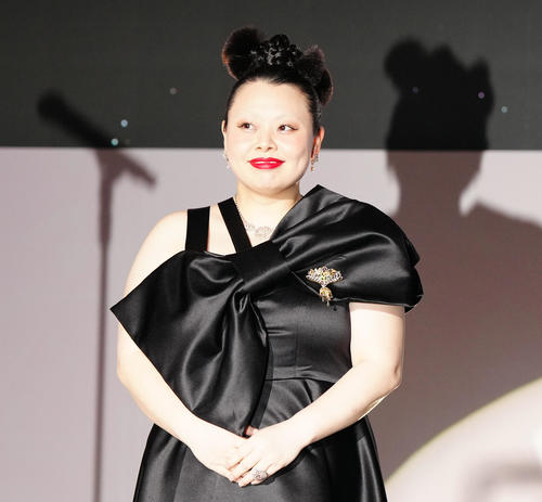 【ジュエリーベストドレッサー賞】渡辺直美「米食って寝れば元気になれる」と呼びかけ