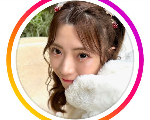 元AKB48真楪伶、写真集発売日に「原点」の劇場を訪問「新しい奇跡を持って行きました」