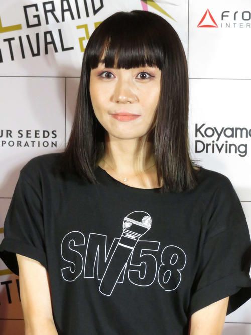 矢井田瞳、ジャンプ姿投稿でデビュー25周年を報告「これからもよろしくね。LOVE」