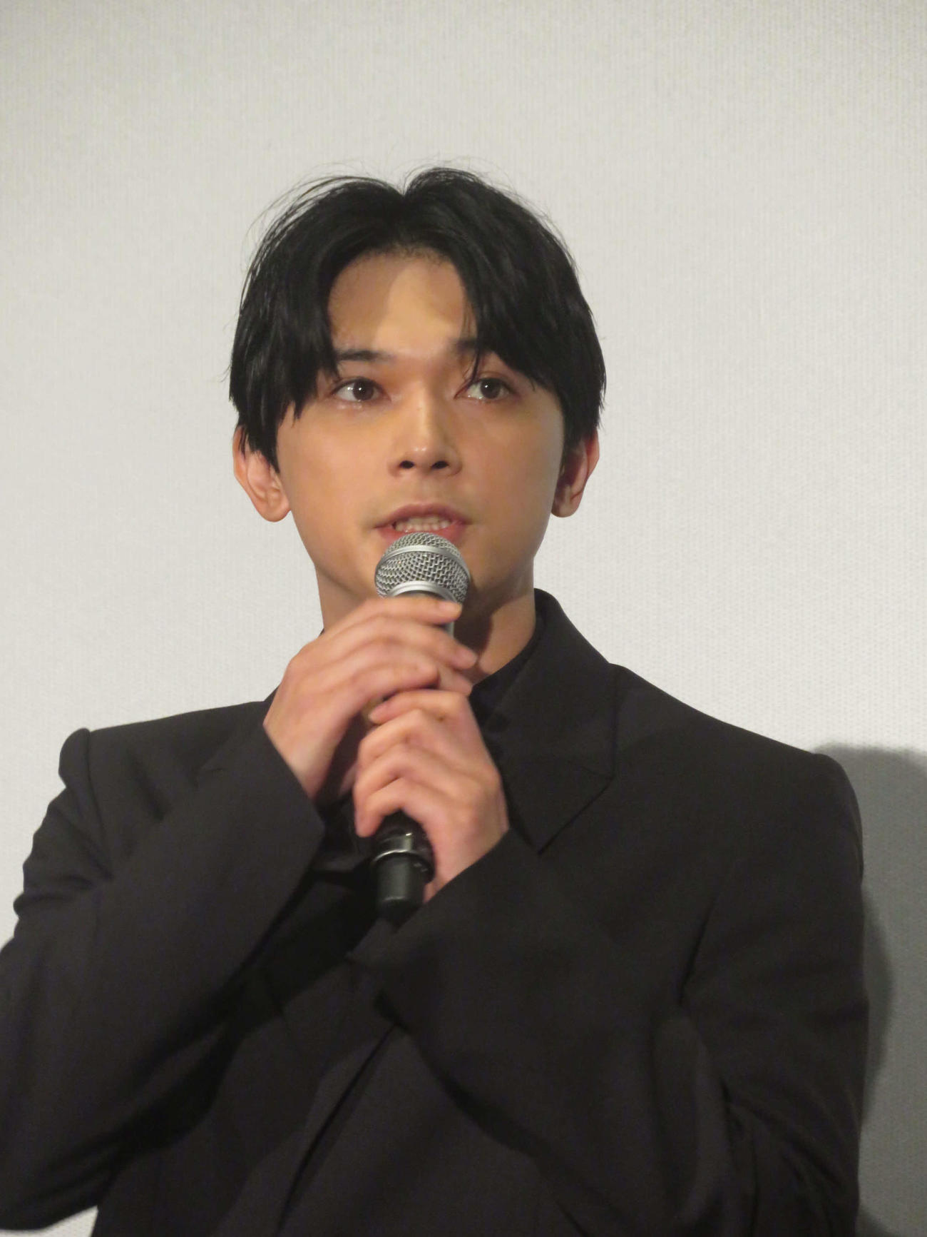 映画「キングダム　大将軍の帰還」初日舞台あいさつに出席した吉沢亮