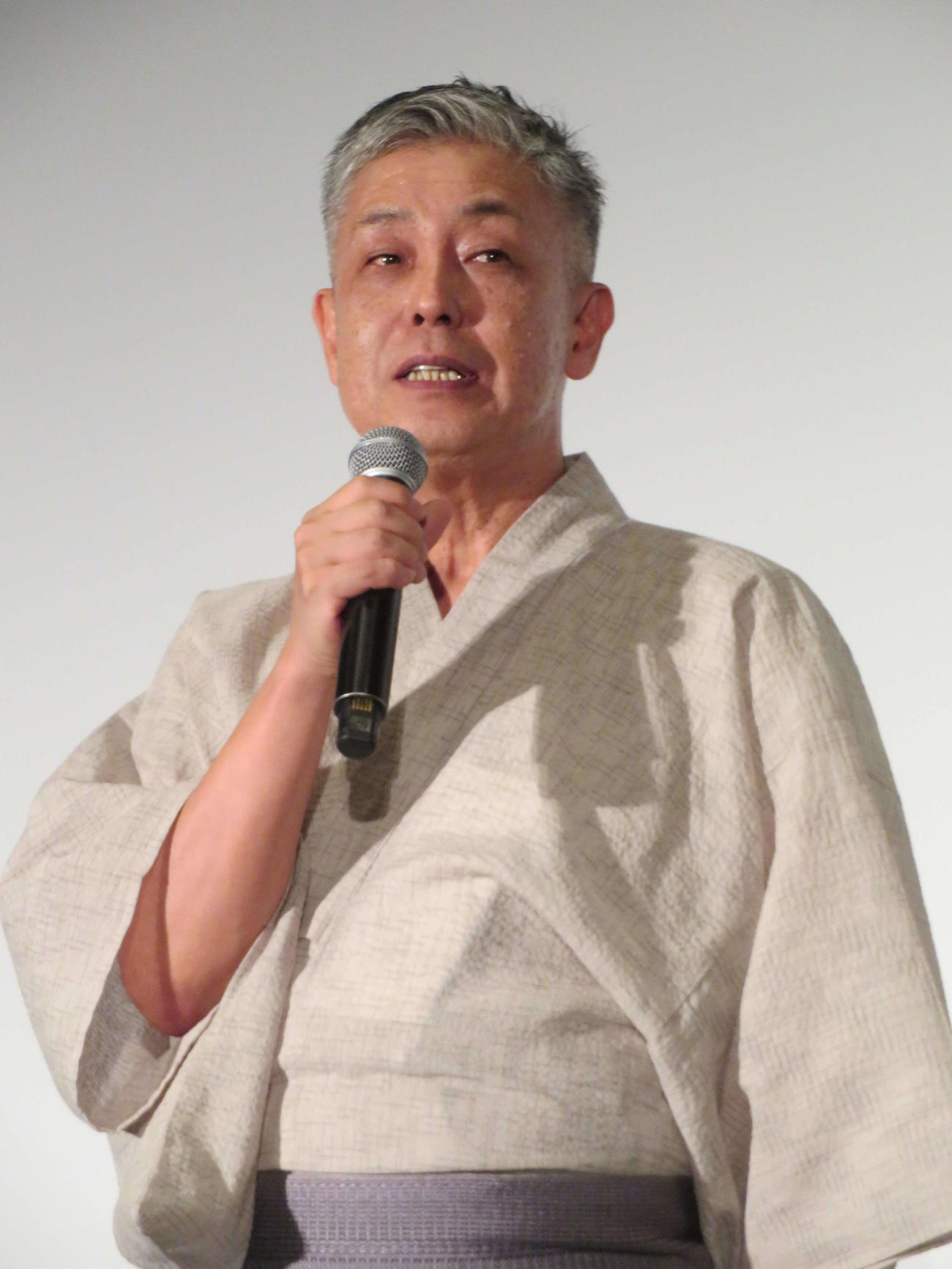 映画「お母さんが一緒」初日舞台あいさつに登壇した橋口亮輔監督（撮影・村上幸将）