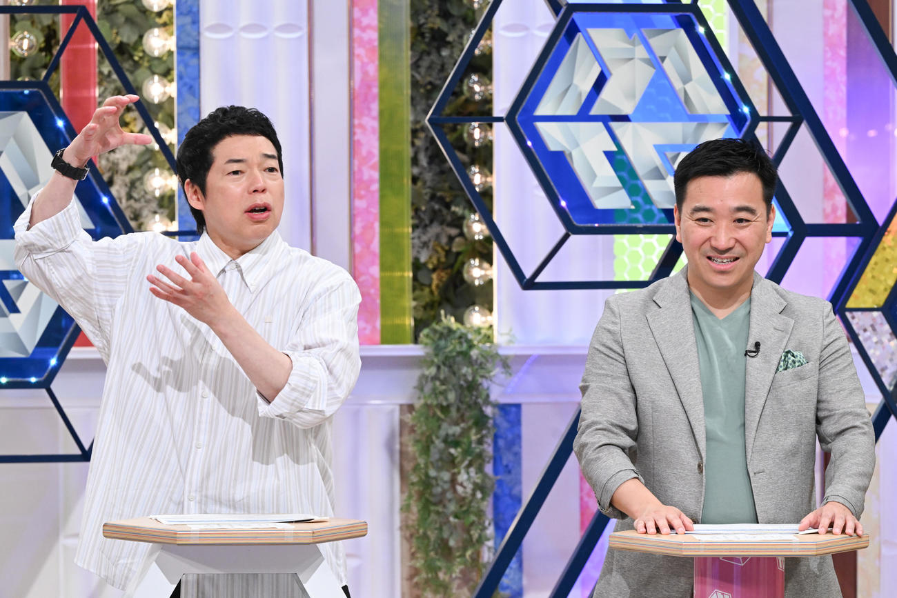 読売テレビ「今田耕司のネタバレMTG」でMCを務める今田耕司（左）月亭八光（提供：読売テレビ）