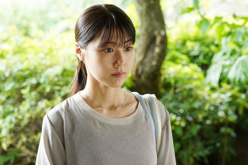 目黒蓮　フジ月９「海のはじまり」第３話７・１％　夏は「家族全員集まって欲しい」と告げる