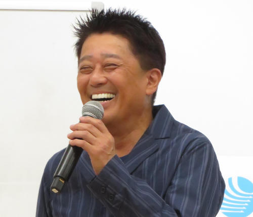 坂上忍がボートレース多摩川で「さかがみ家」とコラボイベント　犬と一緒に楽しめる催しに感慨
