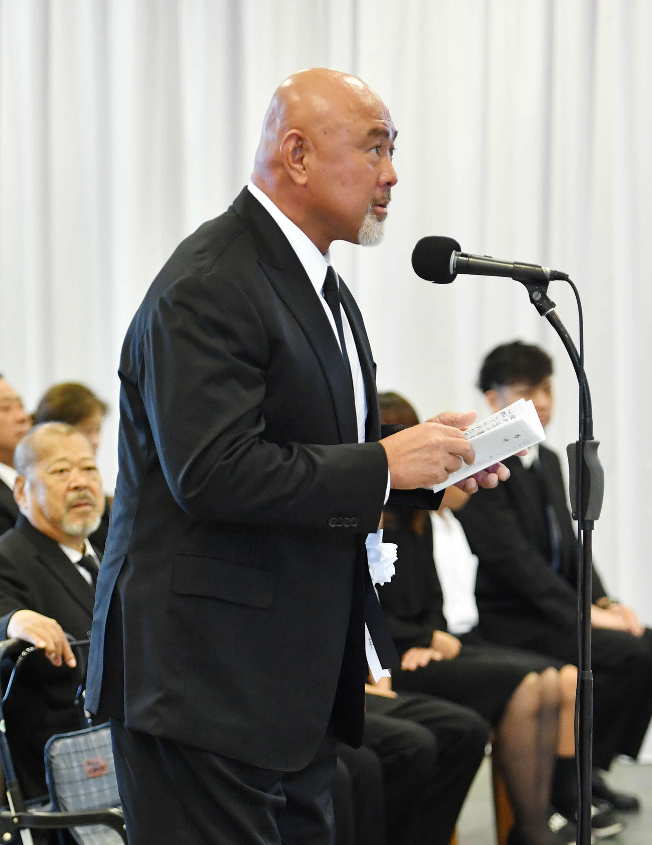 2018年7月、マサ斎藤さんの葬儀・告別式で弔辞を述べる武藤敬司
