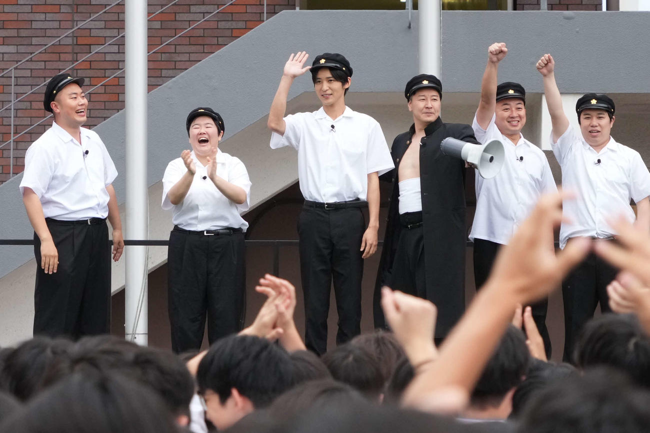 フジテレビ系「FNS 27時間テレビ」の「超！学校かくれんぼ」より（C）フジテレビ