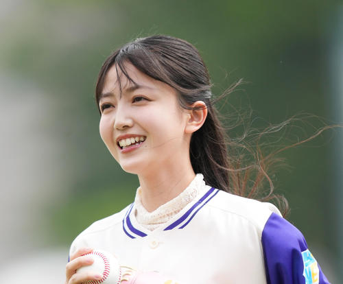 久保史緒里、23歳誕生日「大好きな人へ、ありったけの愛を伝えられるように」と、抱負をつづる