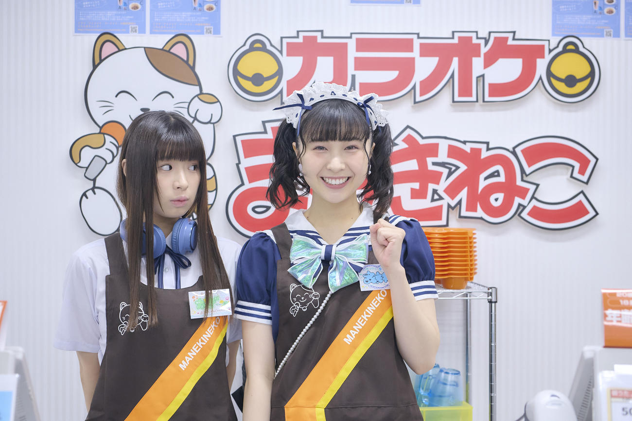 神奈川テレビのドラマ「アイメイド・マーメイド」放送記念イベントに出席した中村守里（右）と＃KTちゃん