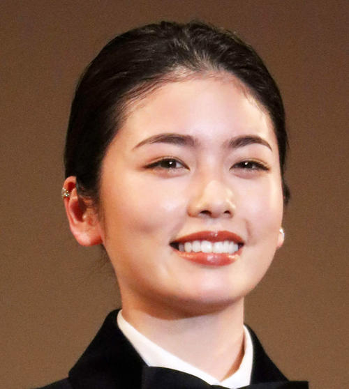 小芝風花「GO HOME」第１話８・４％　三田桜は誰も行きたがらない地味な部署に自ら志願
