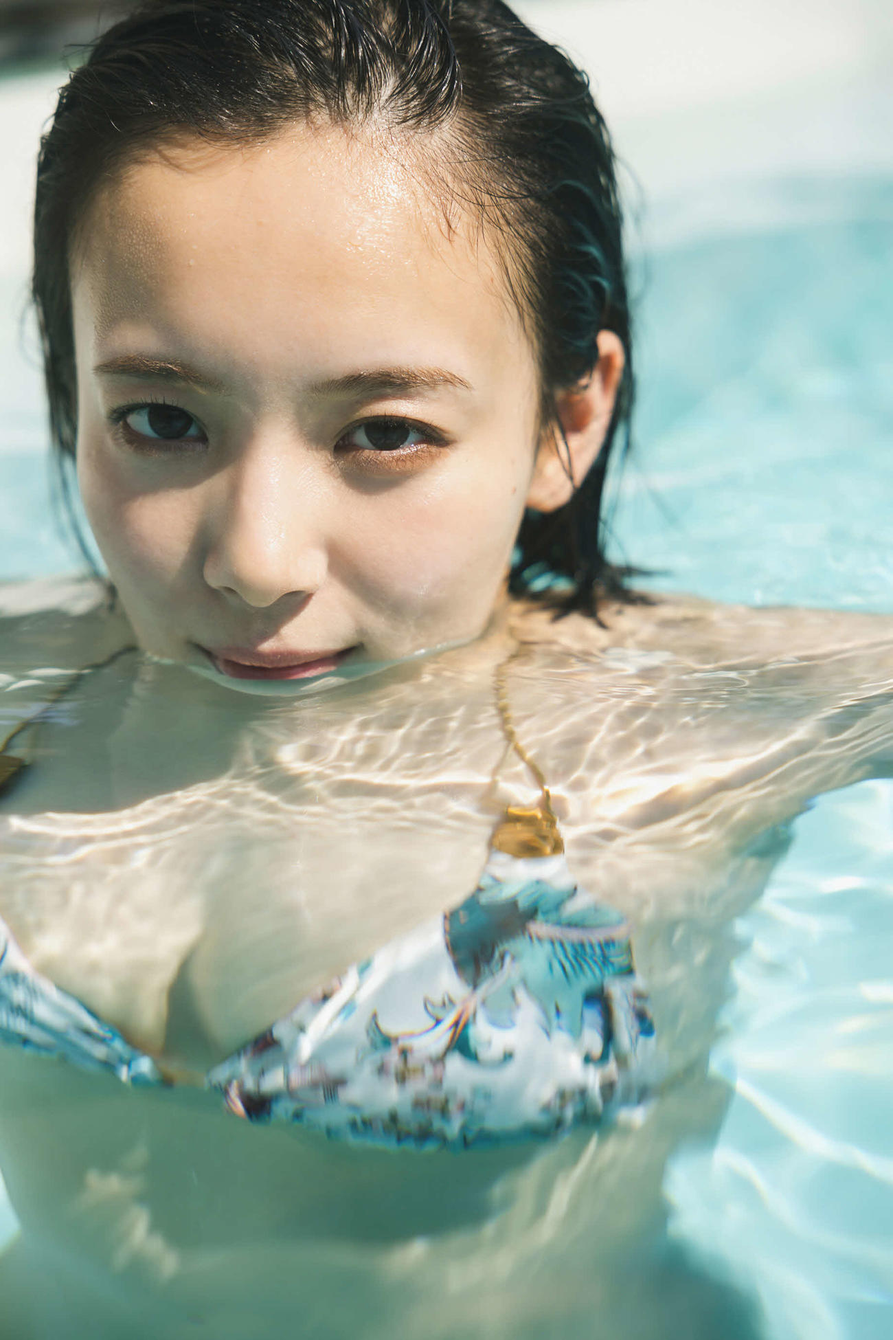 岡田紗佳のサード写真集「おかぴのぴ」