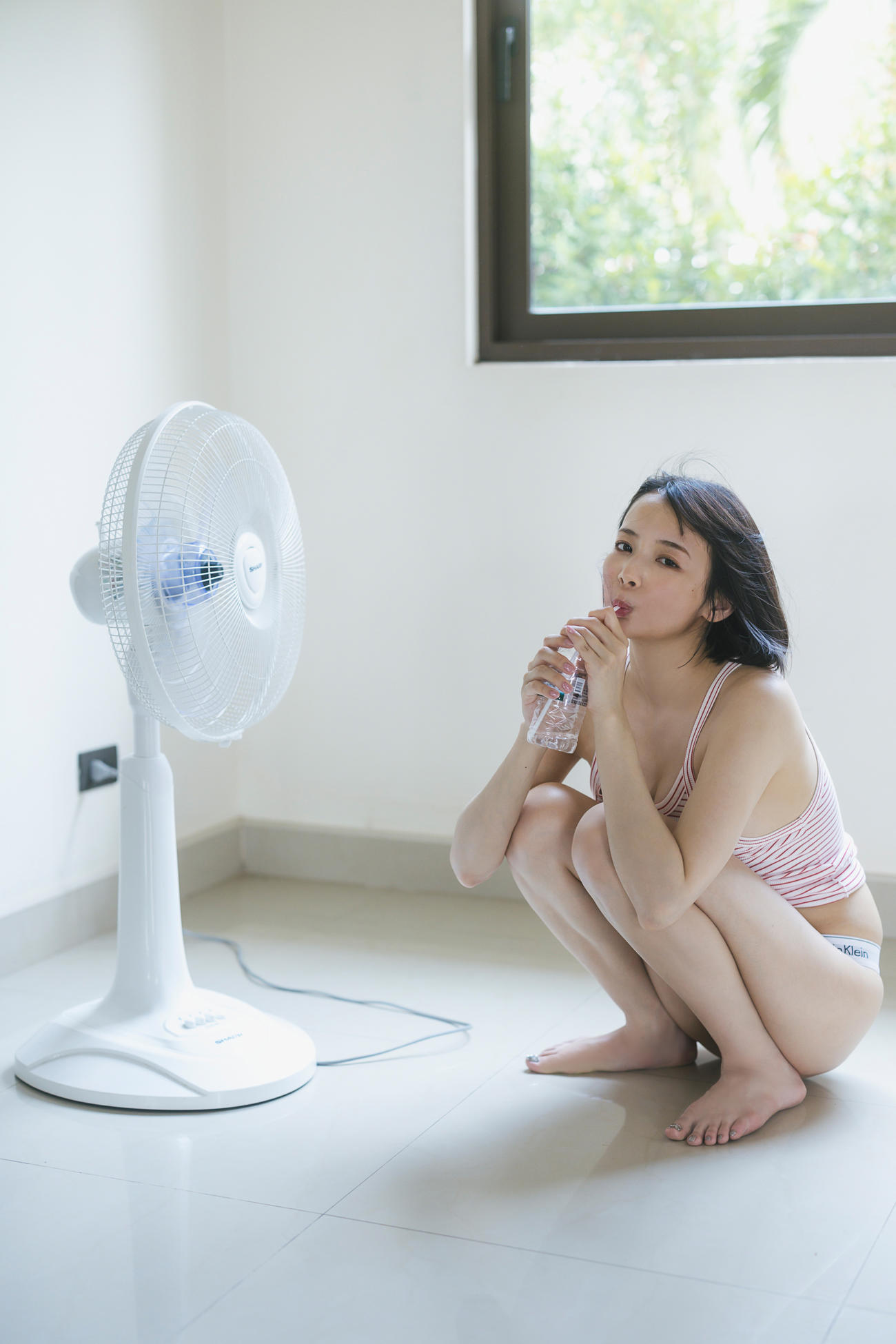 岡田紗佳のサード写真集「おかぴのぴ」