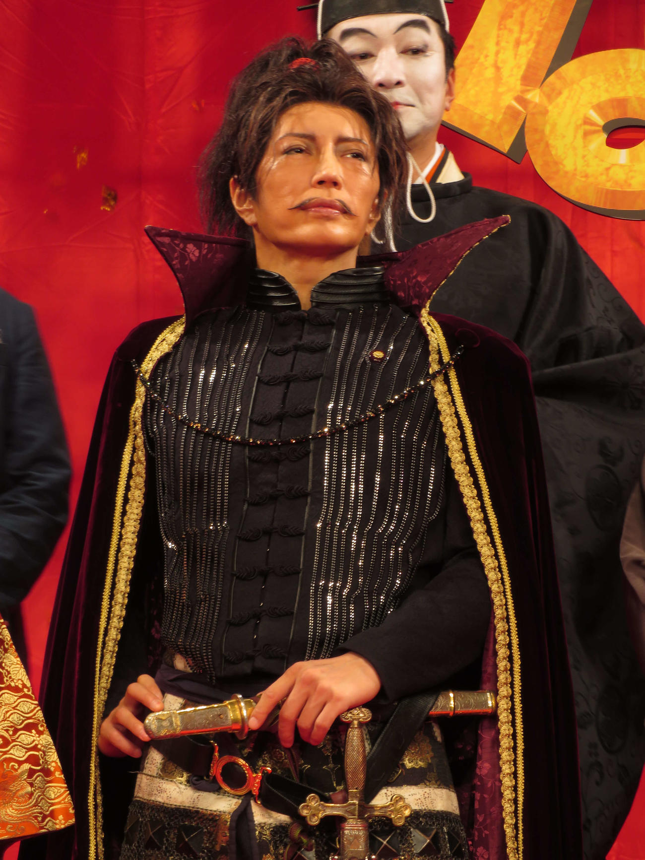 映画「もしも徳川家康が総理大臣になったら」完成披露舞台あいさつに登壇したGACKT