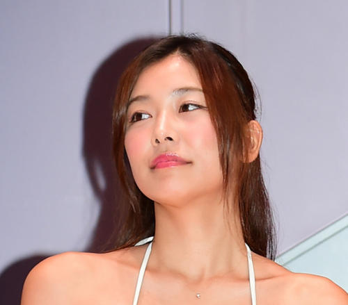 Ｒ－指定の妻・江藤菜摘、マイコプラズマ肺炎で入院していた子どもの退院を報告
