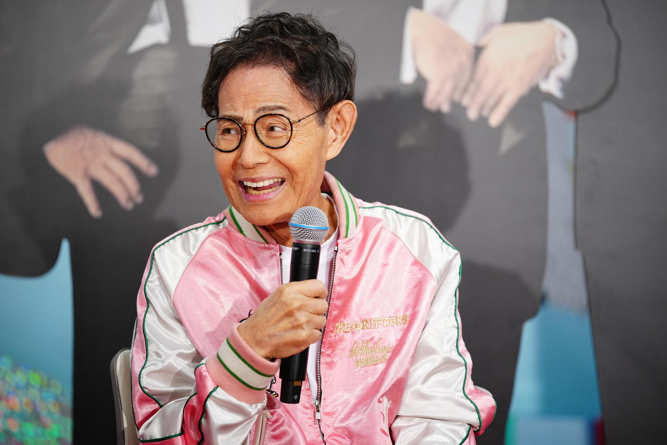 「結成60周年記念　ザ・ドリフターズ展」オープニングセレモニーで思い出を笑顔で語る加藤茶（撮影・垰建太）