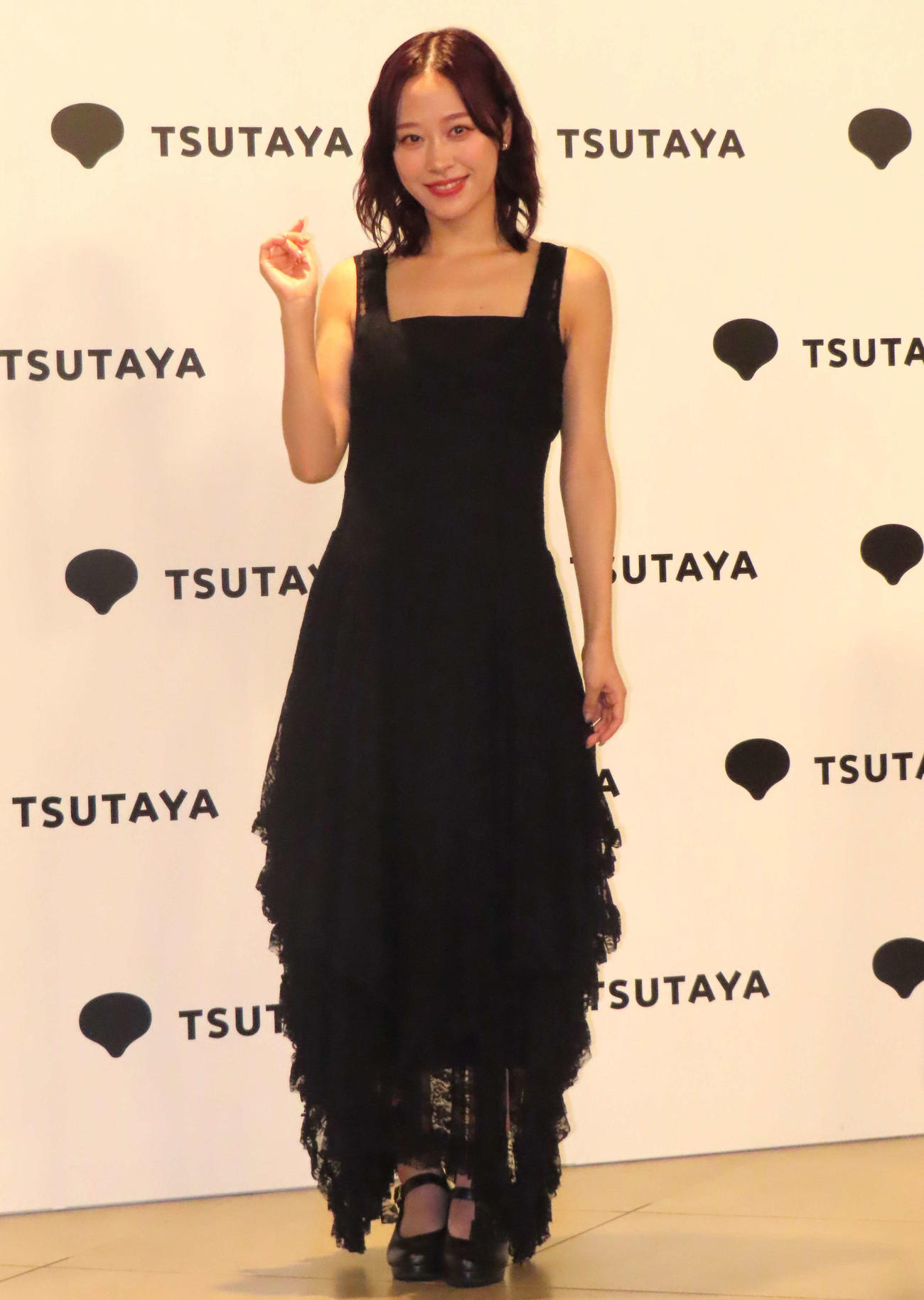 写真集「SAKURA FLOW」発売会見に登壇したモーニング娘。’24の小田さくら