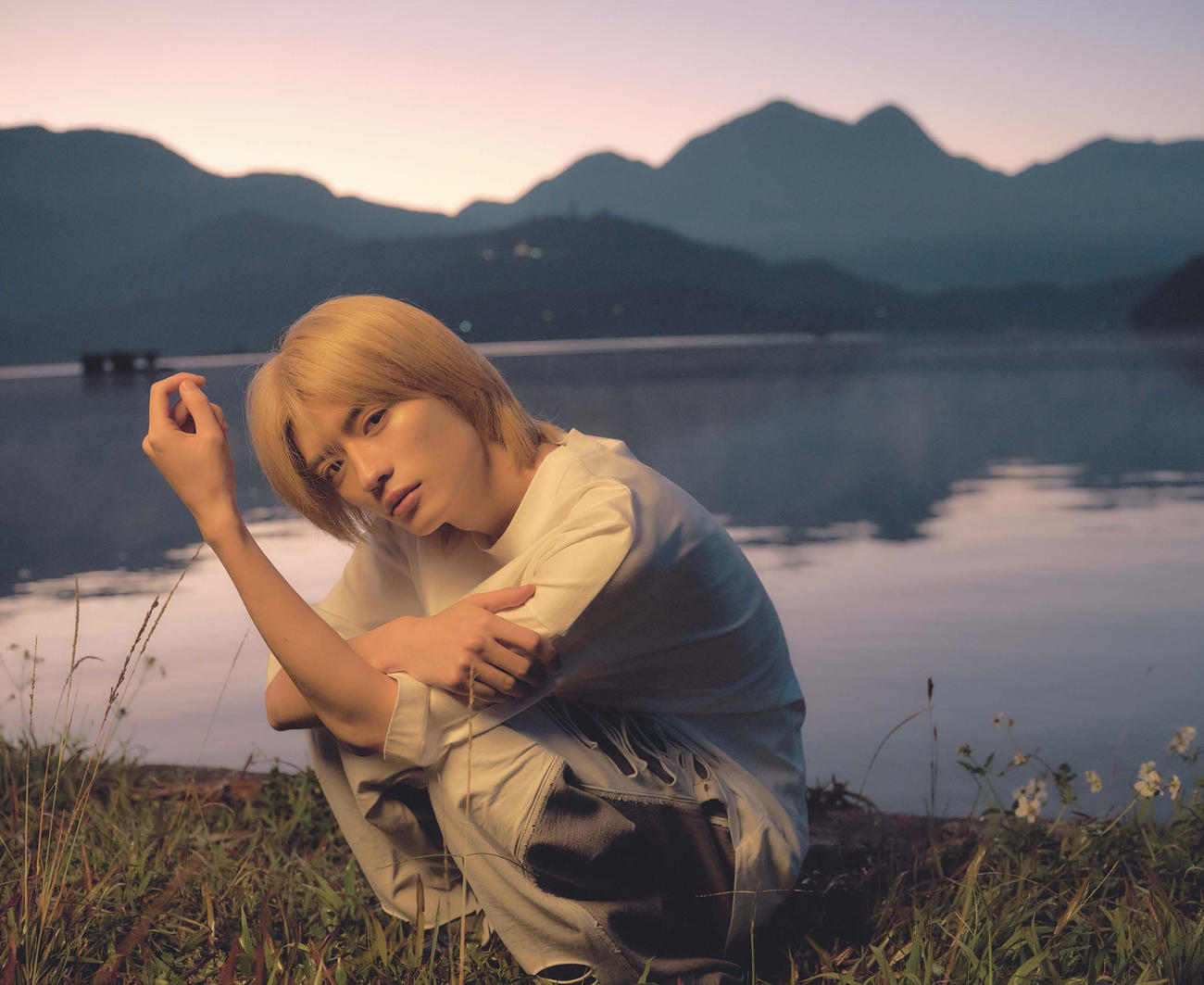 写真集「NONSUCH」の杢代和人（C）KADOKAWA