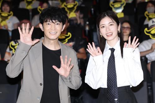 小芝風花＆津田健次郎、米有名俳優からのメッセージに歓喜「名前呼ばれたー！」「びっくり」