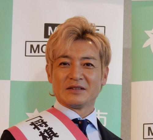 つるの剛士、鈴鹿８耐で高橋名人との20年ぶり再会にファンも歓喜「憧れで伝説の人！」