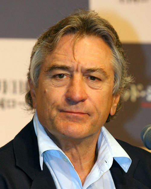 ロバート・デ・ニーロ、バイデン氏の大統領選からの撤退を受け「敬意と称賛を込めてありがとう」