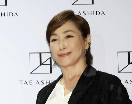 高島礼子、"ヌン活"の締めは１人ラーメン！？　「ギャップがステキです(笑)」「男前」と話題