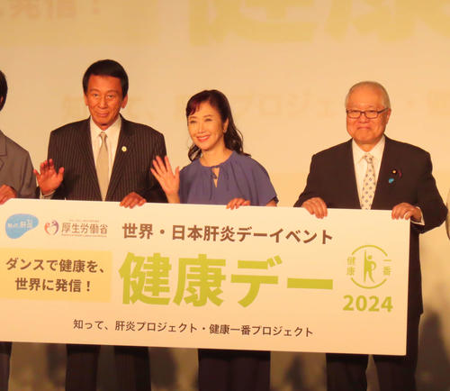 杉良太郎「ダンスをする人が報われるような世の中に」妻・伍代夏子とともにメッセージ
