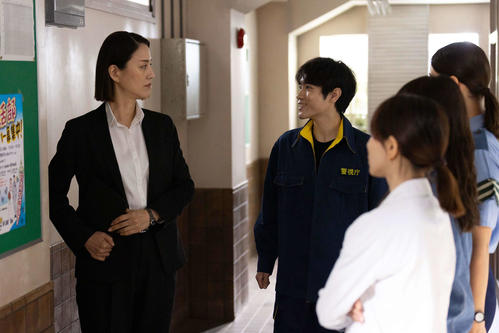 コンプラ担当警部山田の訪問に危機感を覚える唯ら／「ギークス」第４話あらすじ