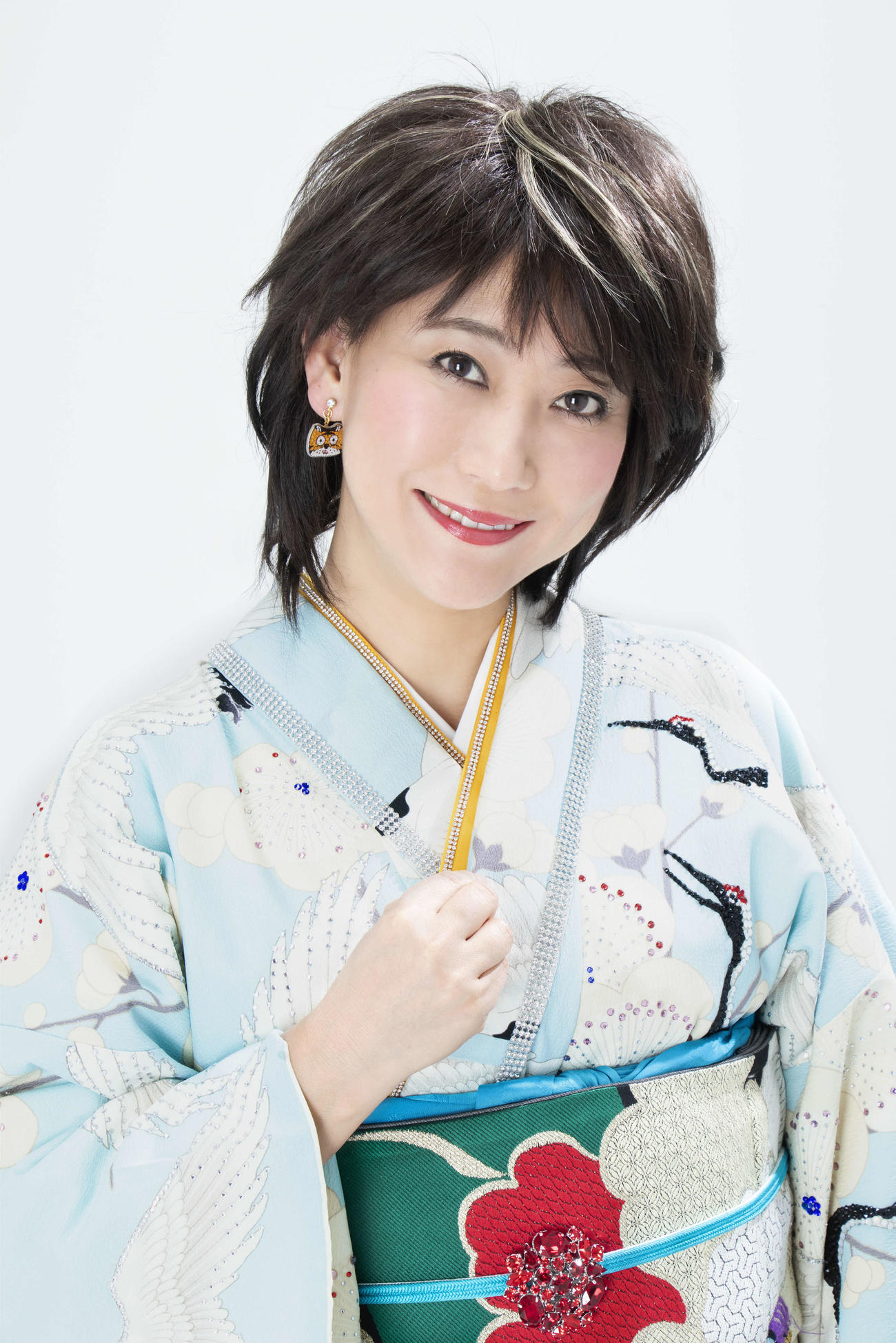 演歌の老舗・コロムビアレコードに移籍する水谷千重子