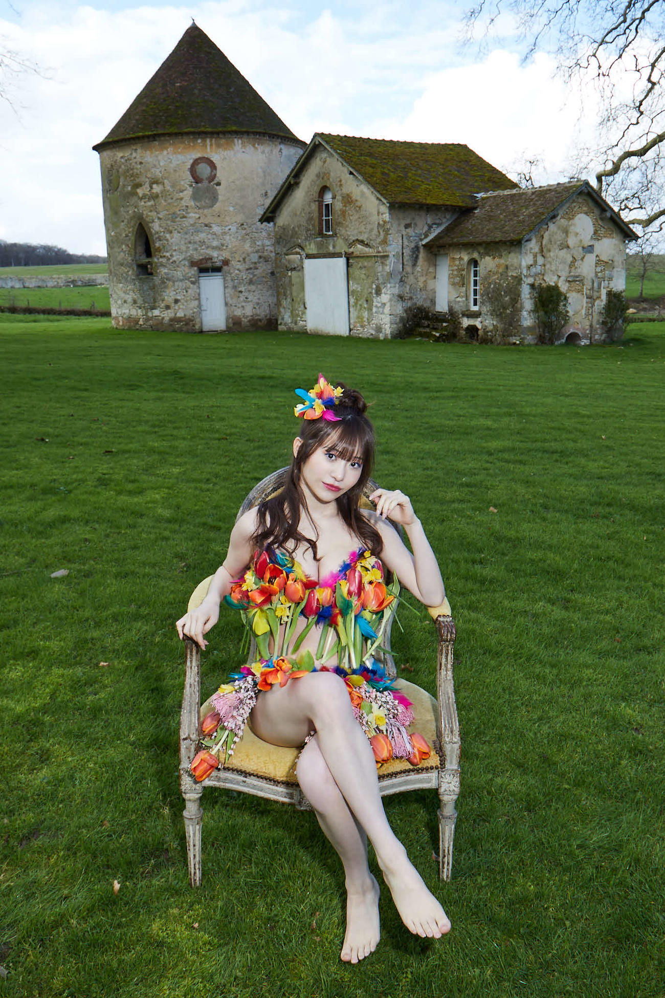 かとゆりの初写真集「Lucky DUCK」