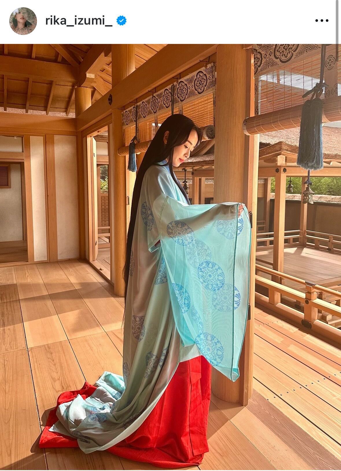 泉里香のインスタグラム