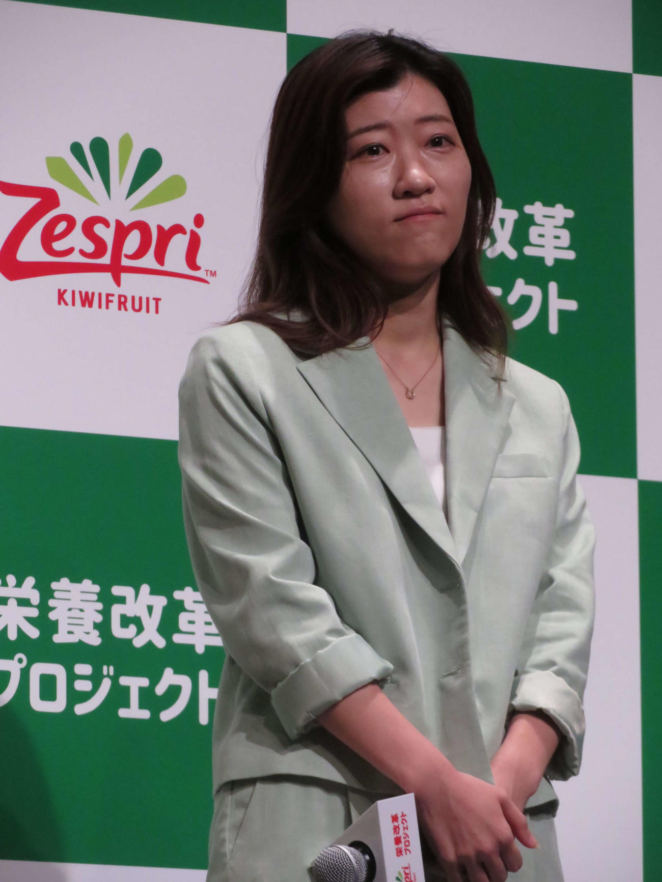 ゼスプリ栄養改革プロジェクト＆新CM発表会に登壇したヒコロヒー（撮影・村上幸将）