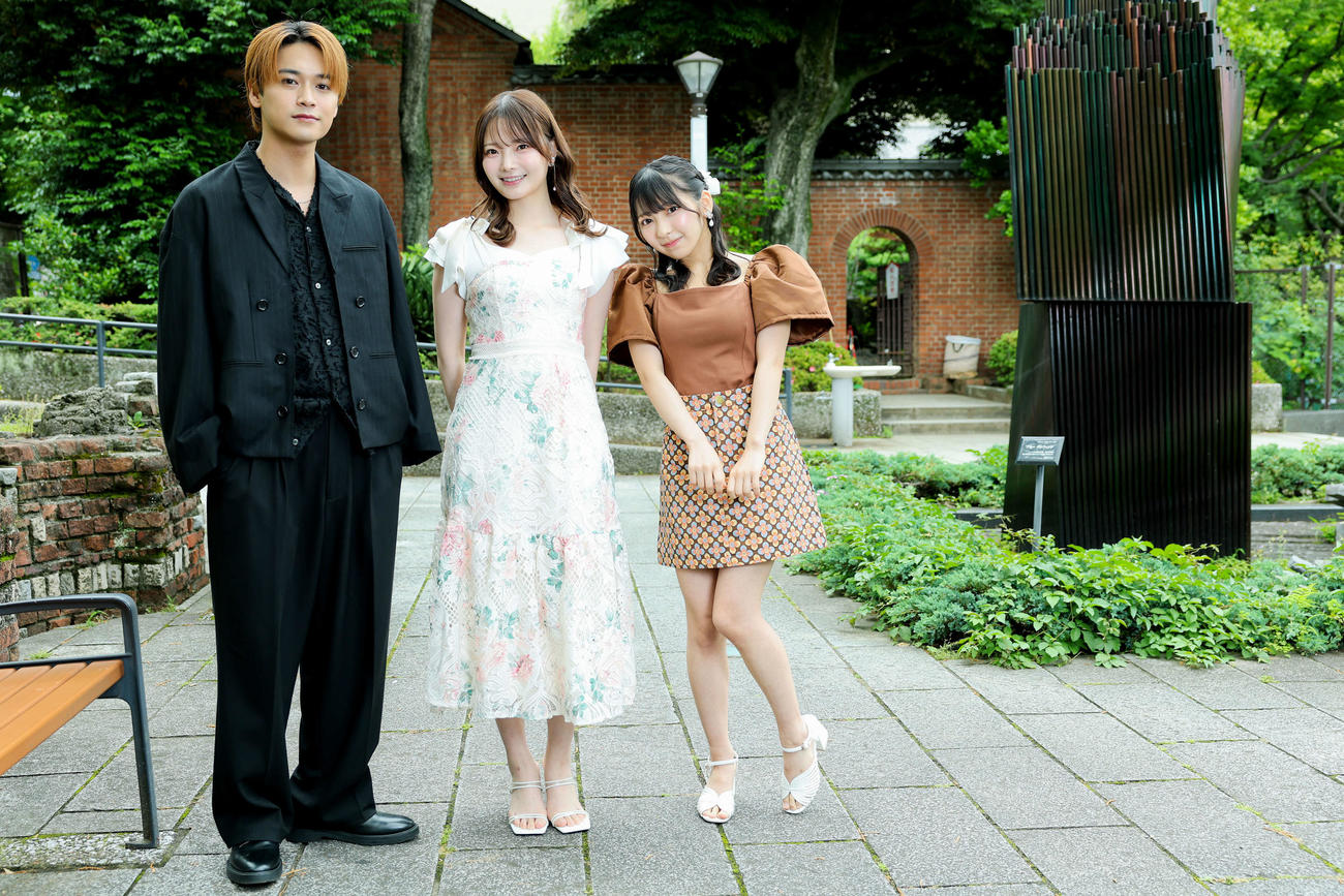 You Tubeドラマ「東京彼女」出演の、左から井上想良、新谷姫加、十味（撮影・河田真司）
