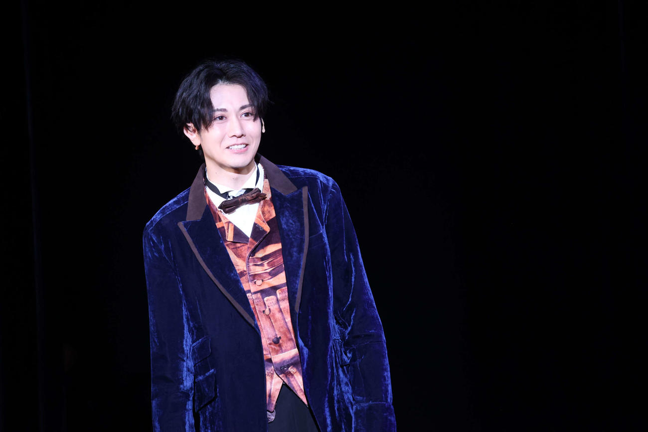 音楽劇「ライムライト」の公開ゲネプロを行った太田基裕