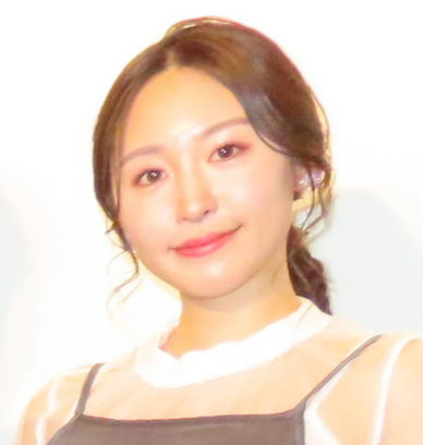 「水ダウ」出演で話題の女優　小面積ブラにフォロワー「あざと可愛い」