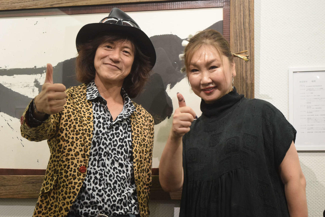 ダイアモンド☆ユカイ（左）と牧田悠有氏（撮影・阪口孝志）