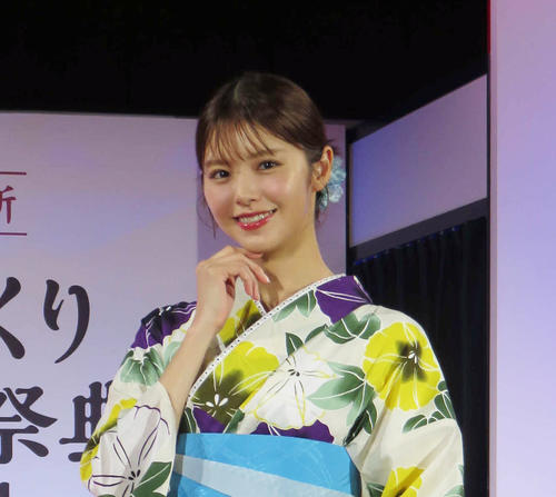 鈴木ゆうかは13頭身？会場からの推測に「じゃあ、それでお願いします」