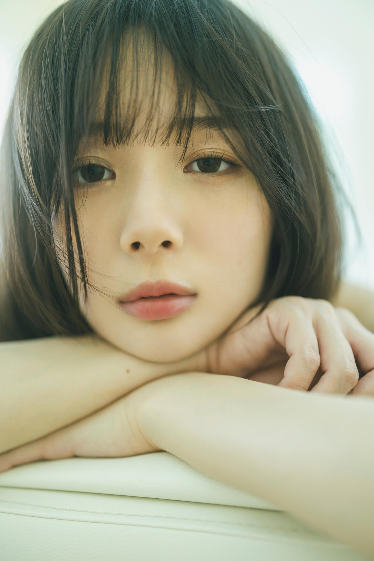 岡田紗佳の写真集「おかぴのぴ」（撮影：藤本和典）