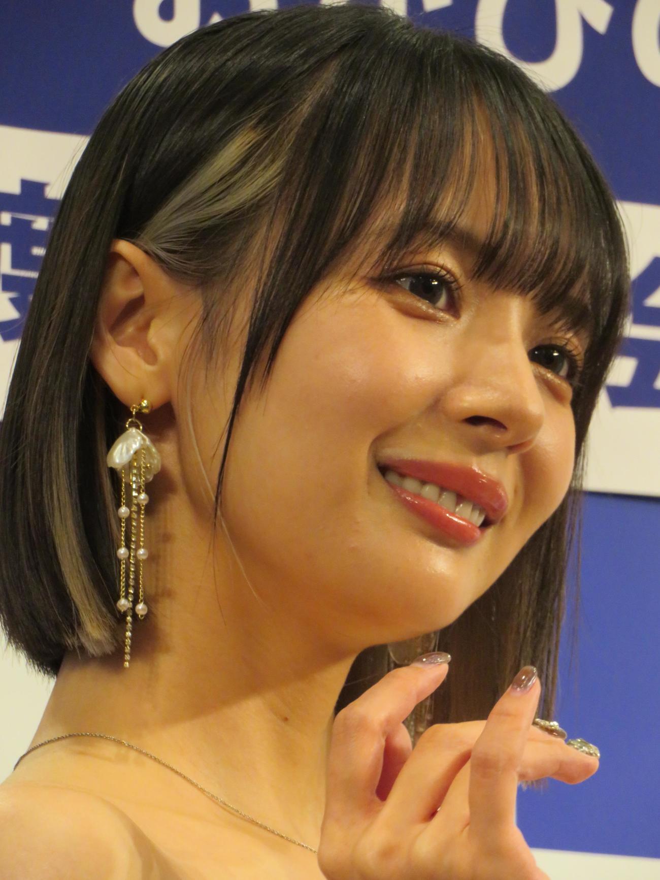 写真集「おかぴのぴ」の発売記念イベントを行った岡田紗佳