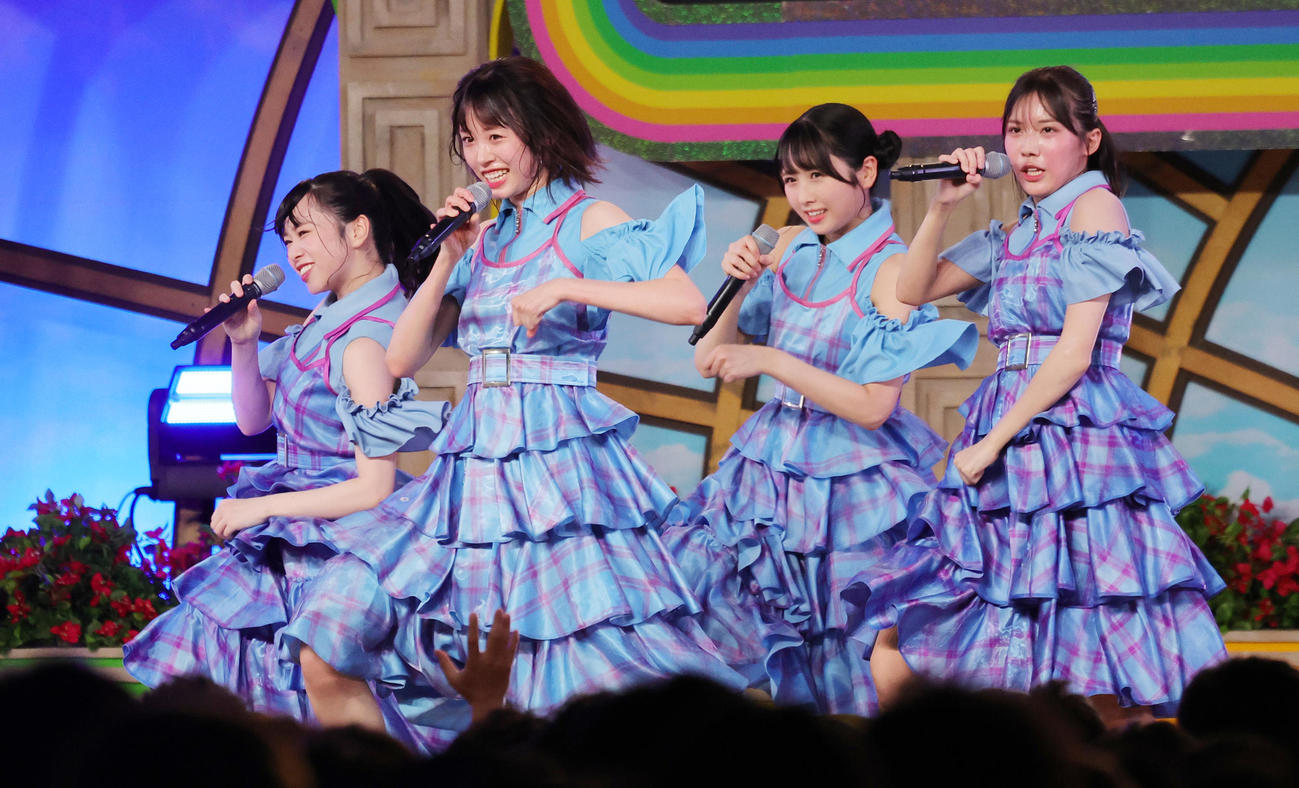 「TOKYO IDOL FESTIVAL 2024」に出演した日向坂46の三期生（撮影・野上伸悟）