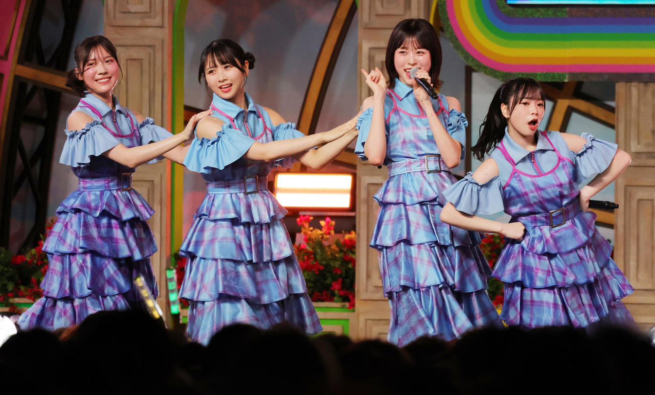 「TOKYO IDOL FESTIVAL 2024」に出演した日向坂46の三期生（撮影・野上伸悟）