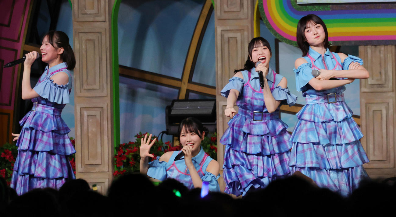 「TOKYO IDOL FESTIVAL 2024」に出演した日向坂46の三期生（撮影・野上伸悟）