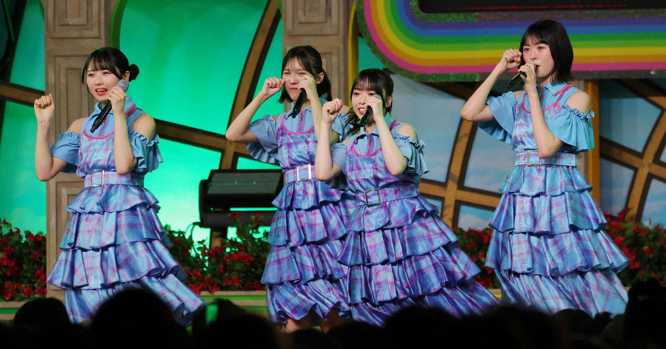 「TOKYO IDOL FESTIVAL 2024」に出演した日向坂46の三期生（撮影・野上伸悟）