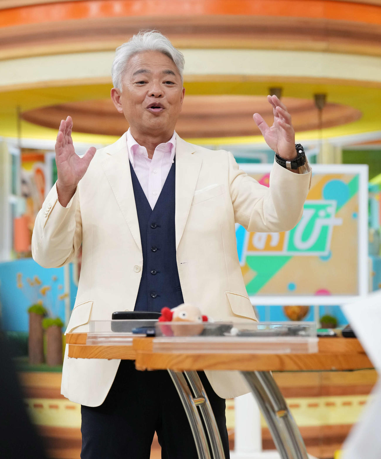 番組開始から15周年を迎え囲み取材に臨むTBSテレビ「ひるおび」の総合司会を務める恵俊彰（撮影・小沢裕）