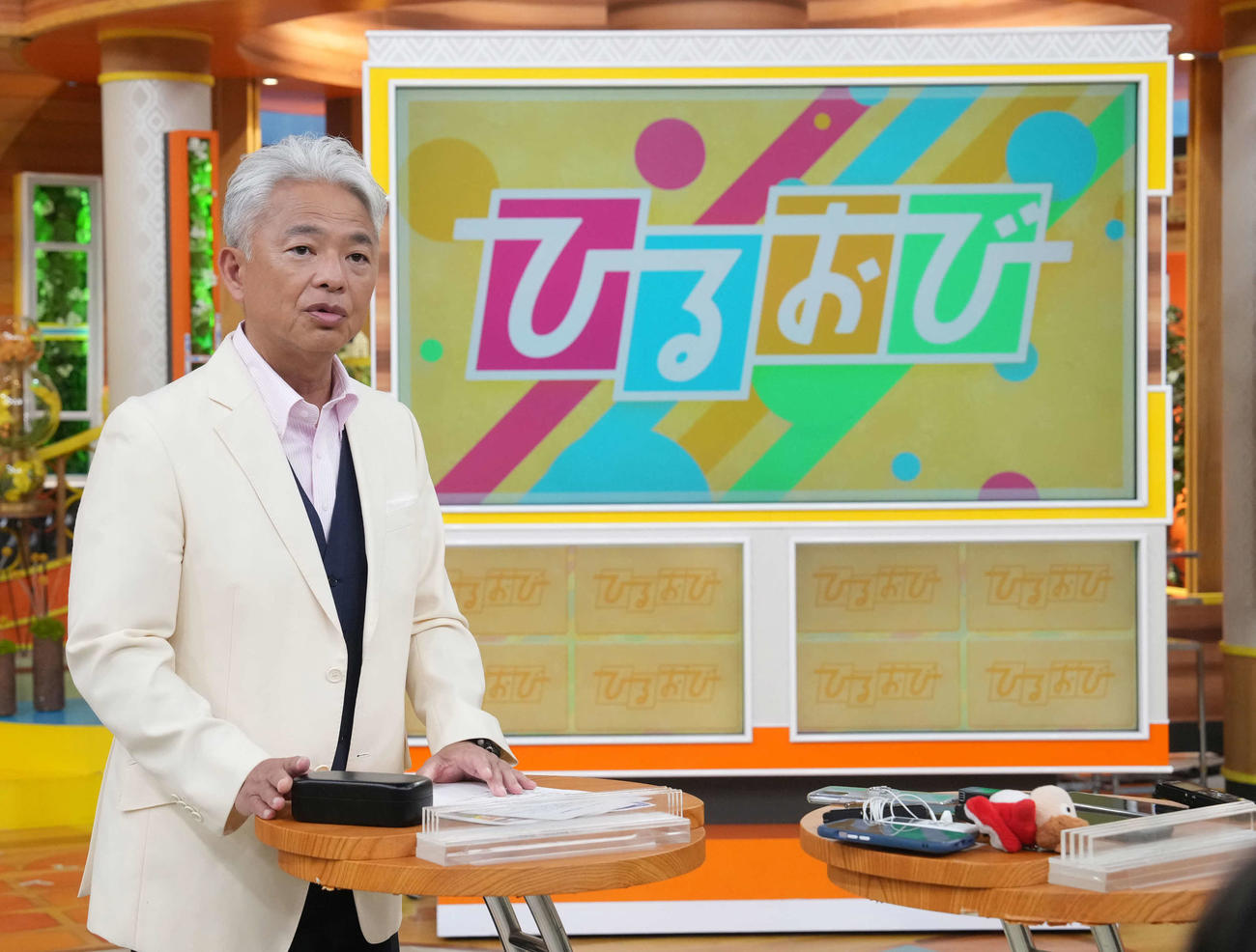 番組開始から15周年を迎え囲み取材に臨むTBSテレビ「ひるおび」の総合司会を務める恵俊彰（撮影・小沢裕）