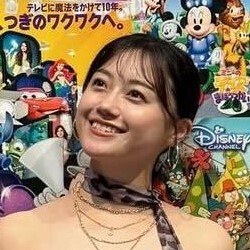 小林麗菜「なんとセクシーな」ヒョウ柄×チューブトップの私服に「いつもと違う」「びっくり」