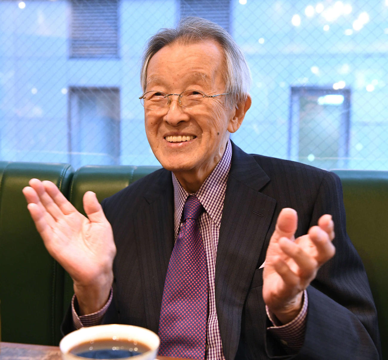 17年9月、取材中も笑顔を絶やさない桂米丸さん
