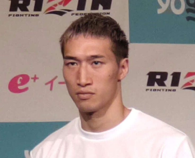 安保瑠輝也