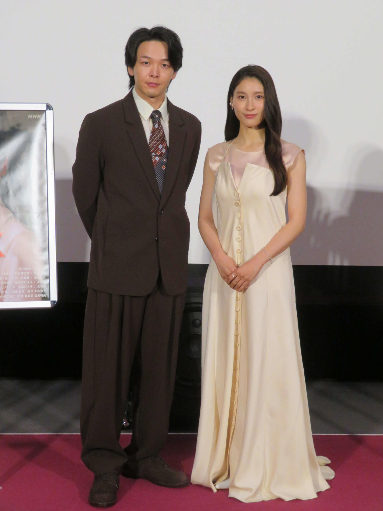 中村倫也が初の医師役「悩んでいる方も見てくれるかも知れないから。責任は大きい」 - ドラマ写真ニュース : 日刊スポーツ